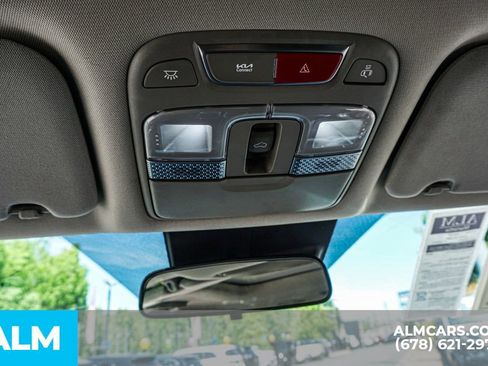 Used 2025 Kia Telluride S AWD/4WD image 35