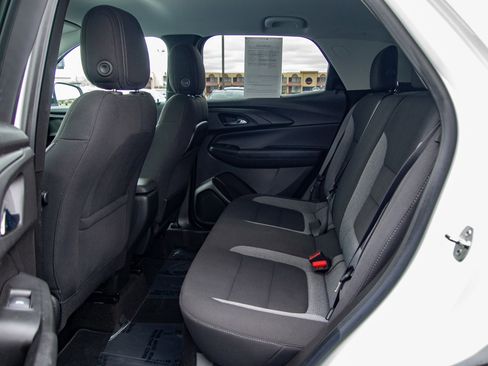 Used 2023 Chevrolet TrailBlazer LT image 25