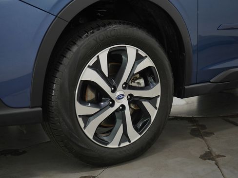 Used 2022 Subaru Outback Limited image 28