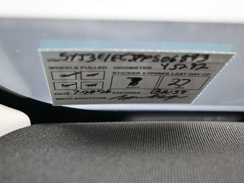 Used 2023 Tesla Model 3 Performance AWD/4WD image 21
