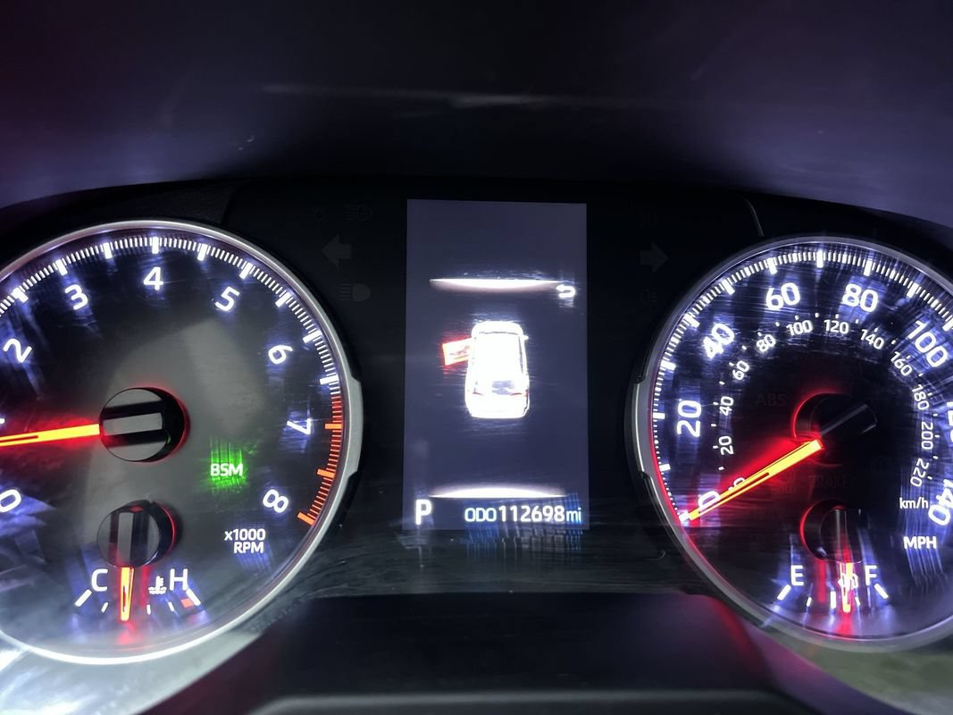 Used 2019 Toyota RAV4 XLE Premium AWD/4WD image 19