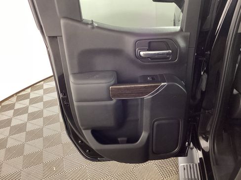 Used 2022 GMC Sierra 1500 Elevation w/ LPO, Elevation Black Package AWD/4WD image 13