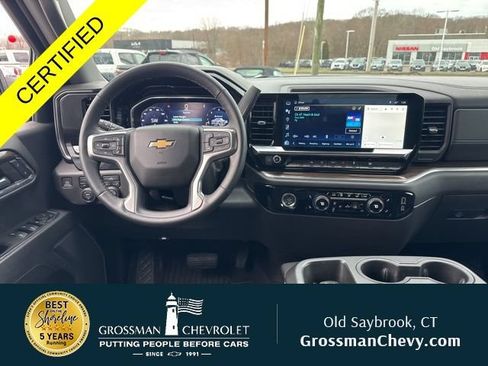 Used 2024 Chevrolet Silverado 1500 LT AWD/4WD image 22