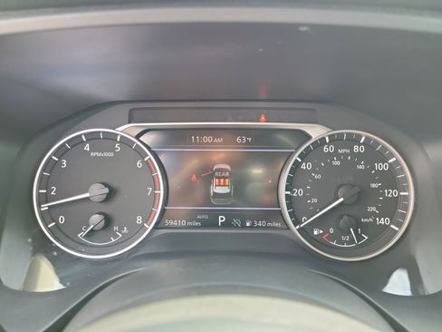 Used 2024 Nissan Rogue S AWD/4WD image 24