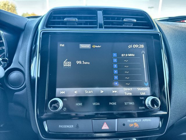 Used 2026 Mitsubishi Outlander Sport LE AWD/4WD image 16