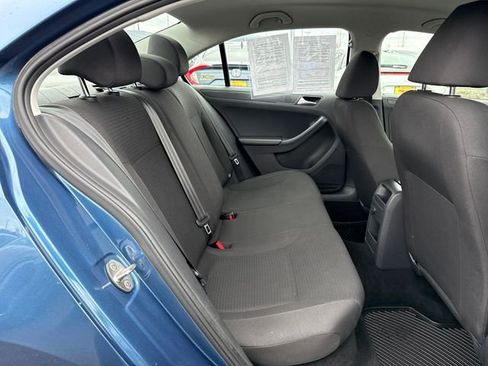 Used 2016 Volkswagen Jetta S image 21