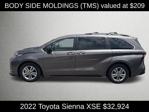 Used 2022 Toyota Sienna XSE w/ XSE Plus Package AWD/4WD image 6