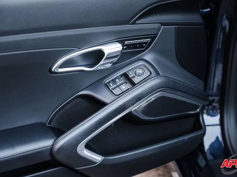 Used 2018 Porsche 911 Carrera RWD image 58