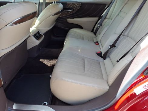 Used 2018 Lexus LS 500 image 17