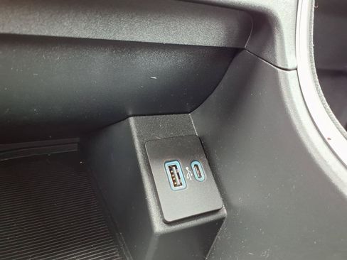 Used 2024 Ford Edge SE AWD/4WD image 7