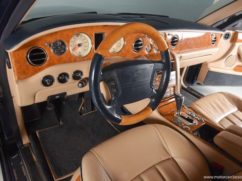 Used 2009 Bentley Arnage R image 25