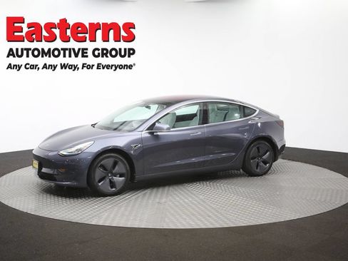 Used 2019 Tesla Model 3 Standard Range RWD image 52