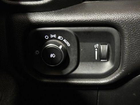 Used 2021 RAM 4500 Tradesman w/ Chrome Appearance Group AWD/4WD image 18