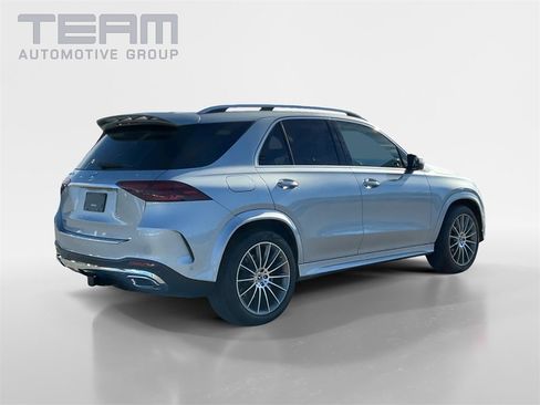 Used 2024 Mercedes-Benz GLE 450 4MATIC image 7