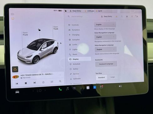Used 2021 Tesla Model Y Long Range AWD/4WD image 36