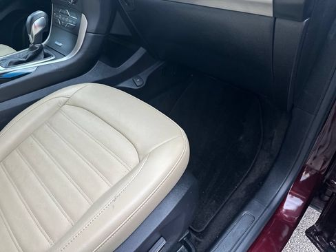 Used 2018 Ford Edge SEL w/ Equipment Group 201A FWD image 37