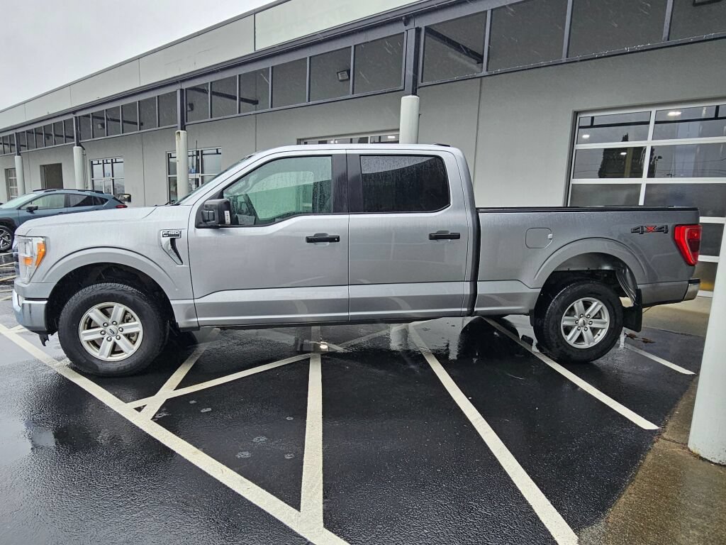 Used 2022 Ford F150 XLT w/ Trailer Tow Package AWD/4WD image 2