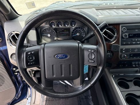 Used 2011 Ford F250 Lariat w/ Lariat Interior Pkg AWD/4WD image 14