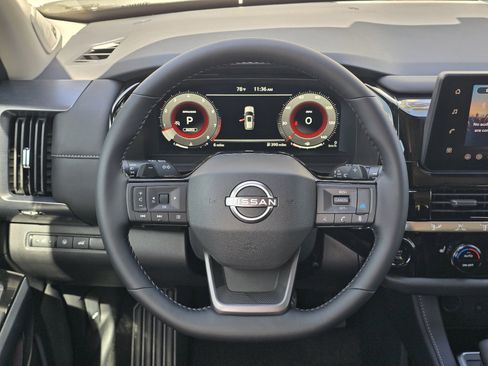 New 2026 Nissan Pathfinder SL AWD/4WD image 15