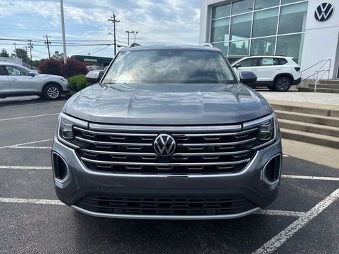 Certified 2025 Volkswagen Atlas SEL AWD/4WD image 11