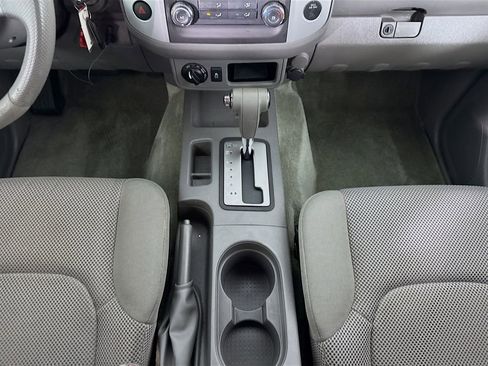 Used 2016 Nissan Frontier S image 32