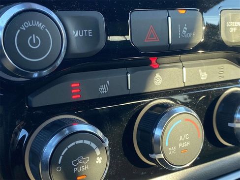 New 2025 RAM 1500 Big Horn image 18