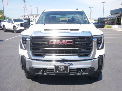 Used 2024 GMC Sierra 2500 Pro AWD/4WD image 6
