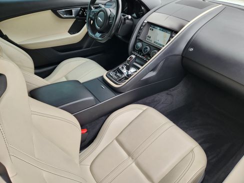 Used 2017 Jaguar F-TYPE S RWD image 11
