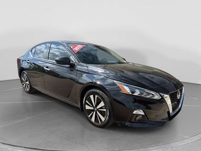 Used 2022 Nissan Altima 2.5 SL
