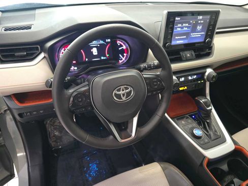 Used 2019 Toyota RAV4 Adventure w/ Cold Weather Package AWD/4WD image 2