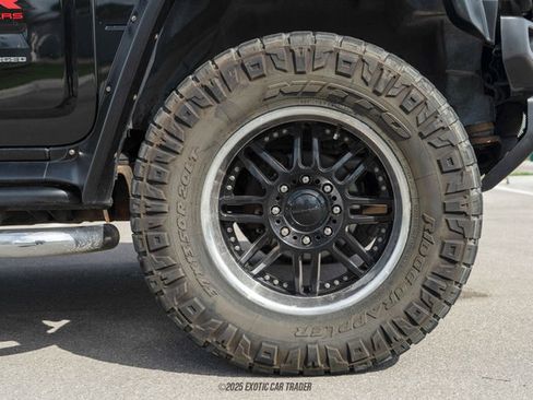 Used 2004 HUMMER H2 w/ Preferred Equipment Group image 83