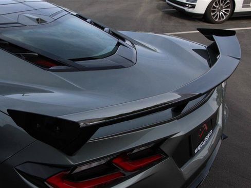 Used 2023 Chevrolet Corvette Stingray Preferred Cpe w/ Z51 Performance Package RWD image 46