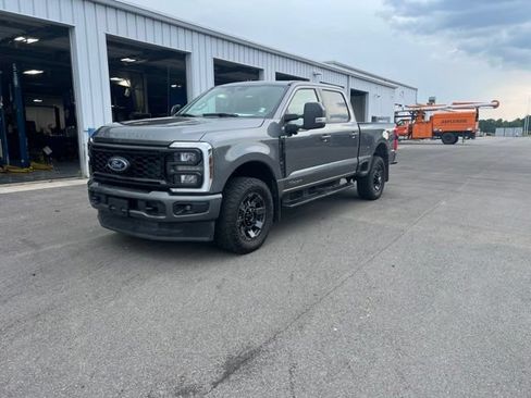 Used 2024 Ford F350 Lariat w/ Sport Appearance Package AWD/4WD image 3