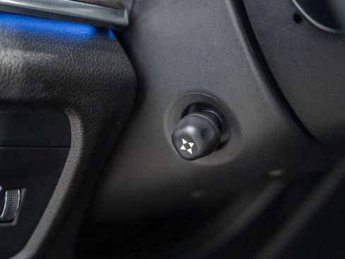 Certified 2023 Jeep Grand Cherokee Overland image 54