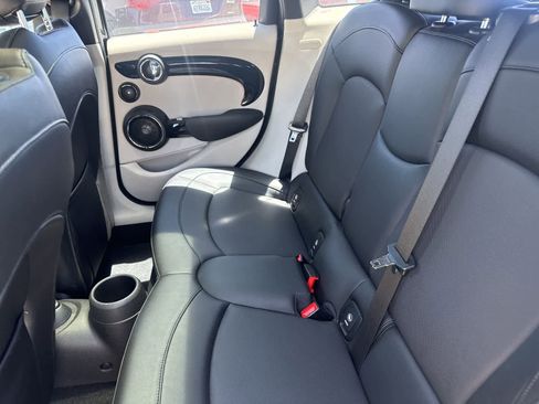 Used 2017 MINI Cooper S FWD image 14