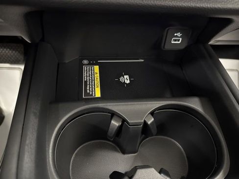 Certified 2024 Honda HR-V EX-L image 34