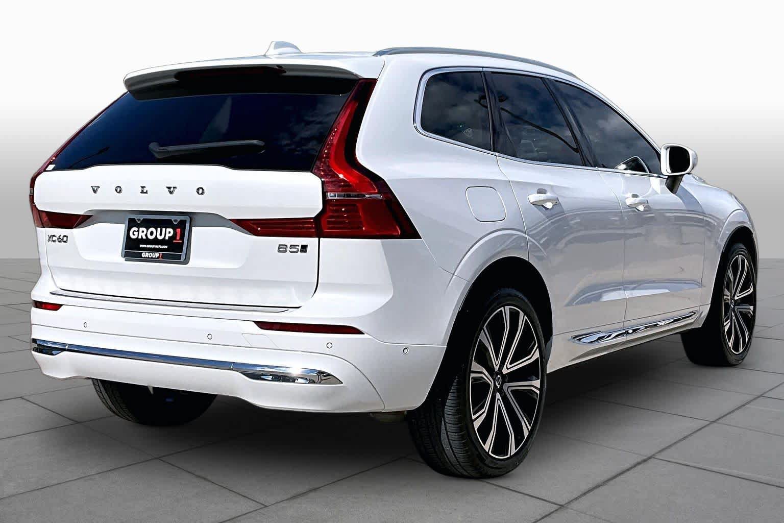 Used 2023 Volvo XC60 B5 Ultimate w/ Climate Package AWD/4WD image 13