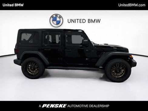 Used 2022 Jeep Wrangler Unlimited Sport AWD/4WD image 4