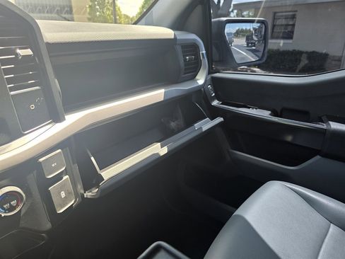 Used 2022 Ford F150 XL w/ Equipment Group 101A High RWD image 28