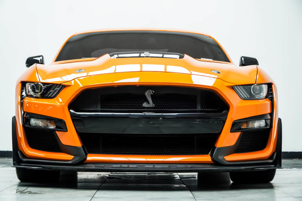 Used 2021 Ford Mustang Shelby GT500 w/ Technology Package RWD image 14