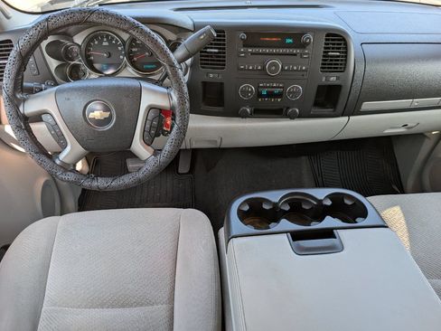 Used 2007 Chevrolet Silverado 1500 LT w/ 1LT Convenience Package RWD image 8
