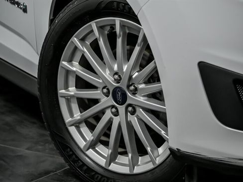 Used 2015 Ford C-MAX SE image 3