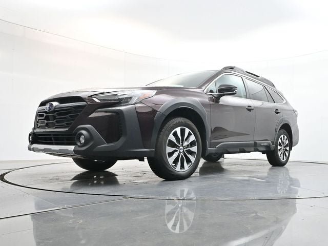 Used 2025 Subaru Outback Limited AWD/4WD image 32