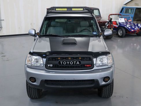 Used 2002 Toyota Sequoia SR5 w/ Alloy Wheel Pkg AWD/4WD image 28