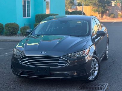 Used 2019 Ford Fusion SE