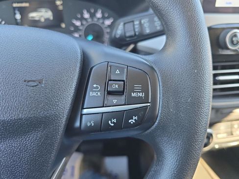Used 2022 Ford Escape SE image 22