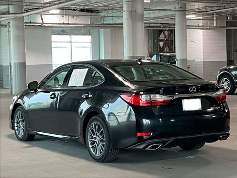 Used 2018 Lexus ES 350 w/ Premier Package FWD image 8
