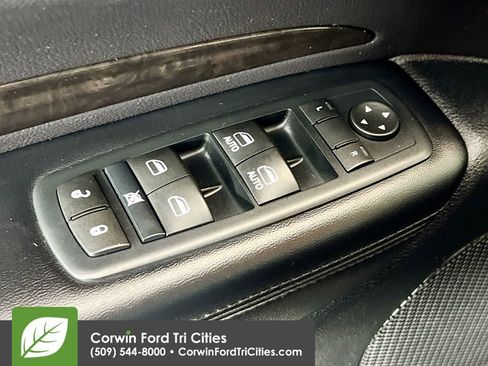 Used 2016 Dodge Durango Limited w/ Nav & Power Liftgate Group image 12