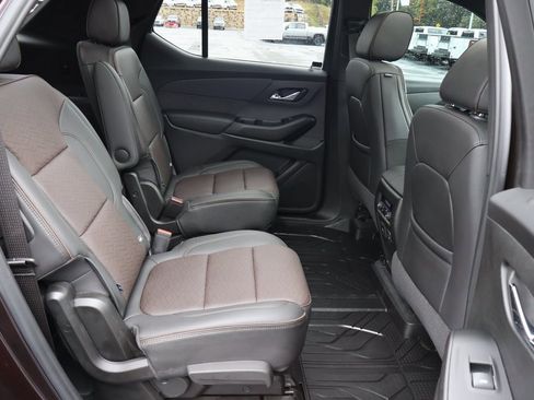Used 2023 Chevrolet Traverse High Country w/ LPO, Floor Liner Package image 24