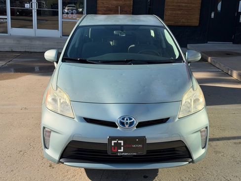 Used 2012 Toyota Prius Three w/ Appearance Pkg FWD image 8